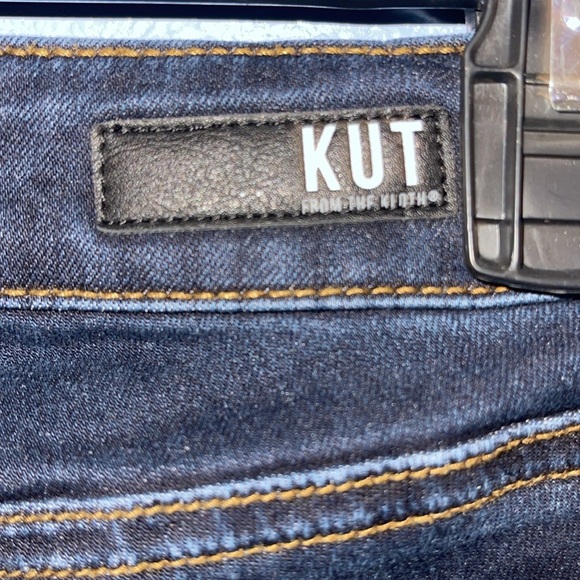 Kut Jeans Connie Ankle Skinny Raw Edge Hem Dark Wash Size 8. D - Picture 6 of 7